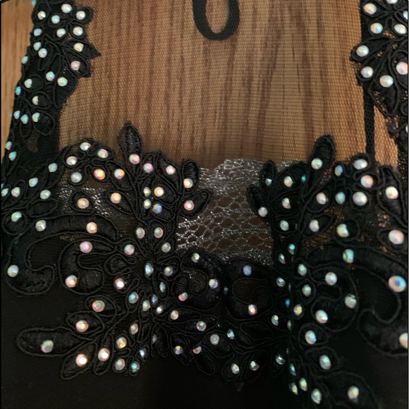 Halter Style Princess Formal Dress - Picture 3 of 3